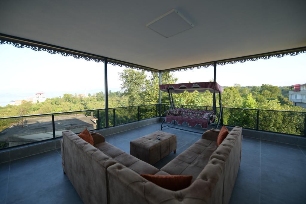 ARAKLI HÜRRİYET MAHALLESİNDE HAVUZLU LÜKS SATILIK VİLLALAR